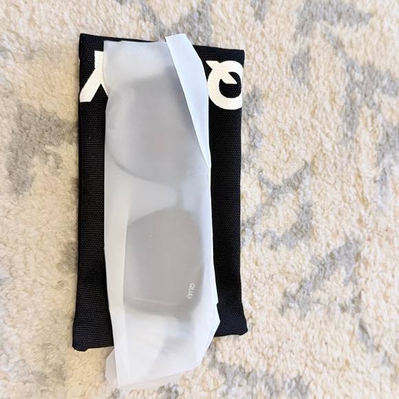 Quay On The Fly sunglasses
